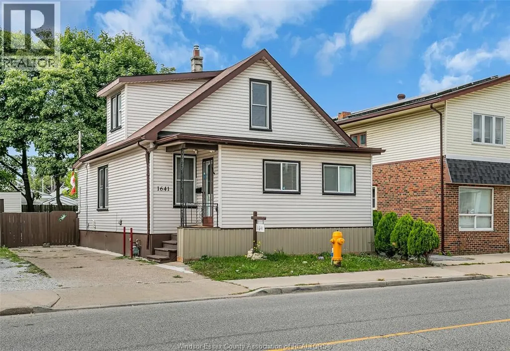 1641 Drouillard Windsor ON N8Y 2S4
