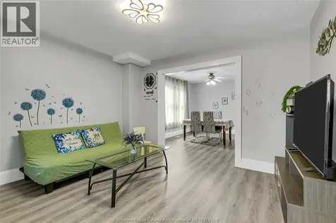 1641 Drouillard Windsor ON N8Y 2S4