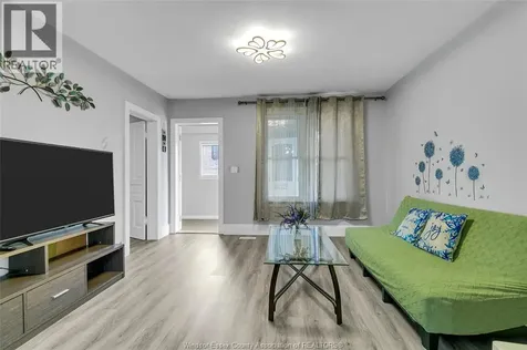 1641 Drouillard Windsor ON N8Y 2S4
