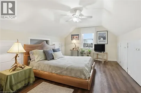 336 Barton Street Stoney Creek ON L8E 2K9