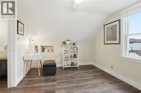 336 Barton Street Stoney Creek ON L8E 2K9