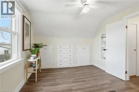 336 Barton Street Stoney Creek ON L8E 2K9