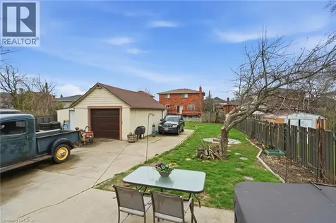 336 Barton Street Stoney Creek ON L8E 2K9