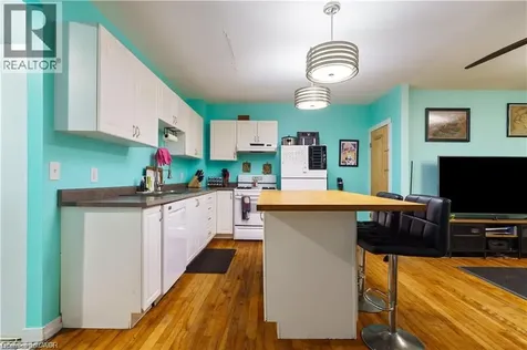 219 Avondale Street Hamilton ON L8L 7C4