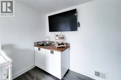5 Martha Street Hamilton ON L8H 2B8