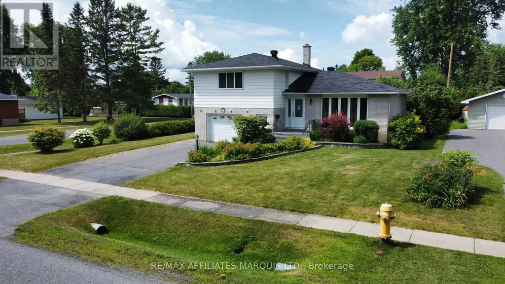 11 Ault Drive South Stormont ON K0C 1M0