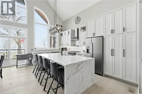 207 Beach Boulevard Hamilton ON L8H 6V8