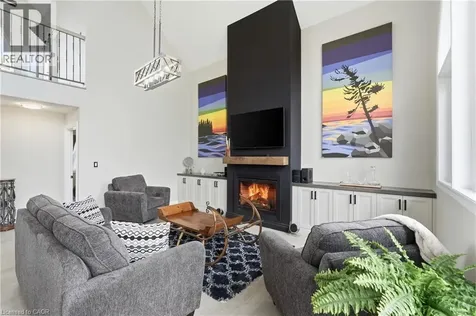 207 Beach Boulevard Hamilton ON L8H 6V8