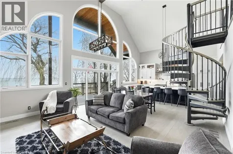 207 Beach Boulevard Hamilton ON L8H 6V8