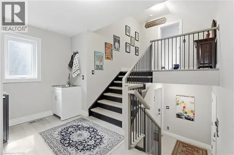 207 Beach Boulevard Hamilton ON L8H 6V8