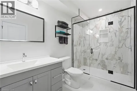 207 Beach Boulevard Hamilton ON L8H 6V8