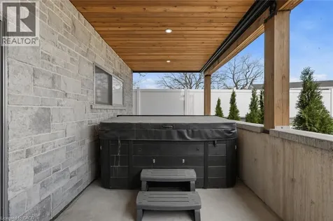 207 Beach Boulevard Hamilton ON L8H 6V8