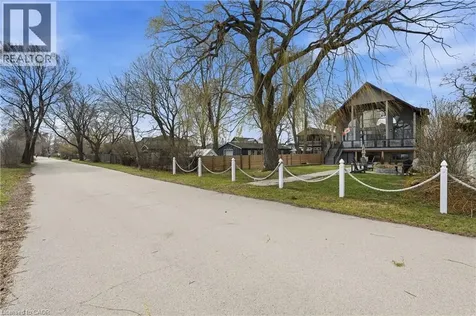 207 Beach Boulevard Hamilton ON L8H 6V8