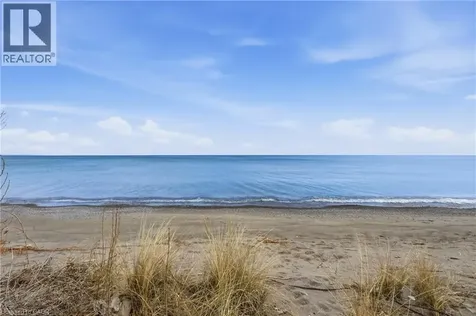 207 Beach Boulevard Hamilton ON L8H 6V8