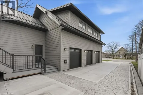 207 Beach Boulevard Hamilton ON L8H 6V8