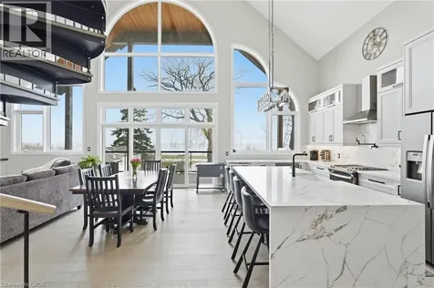 207 Beach Boulevard Hamilton ON L8H 6V8