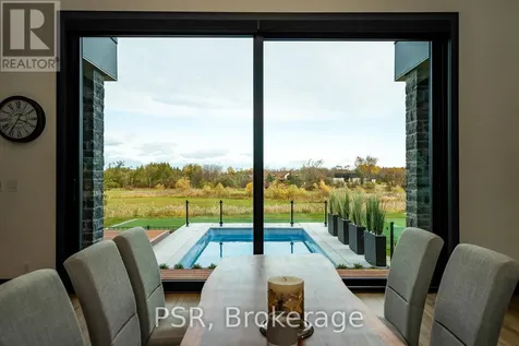 4 Raintree Court Clearview ON L9Y 0K2