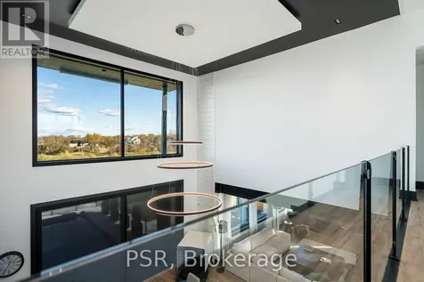 4 Raintree Court Clearview ON L9Y 0K2