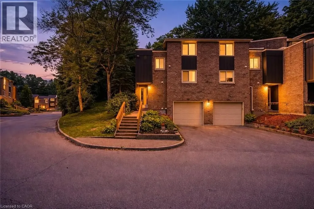 220 Salisbury Avenue Cambridge ON N1S 1K5