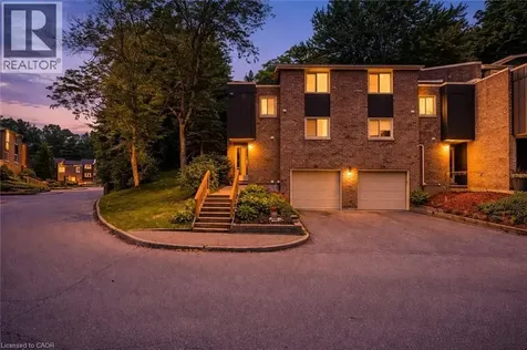 220 Salisbury Avenue Cambridge ON N1S 1K5