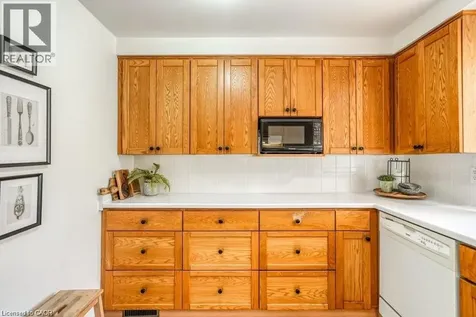 220 Salisbury Avenue Cambridge ON N1S 1K5