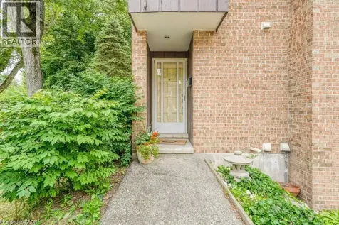 220 Salisbury Avenue Cambridge ON N1S 1K5