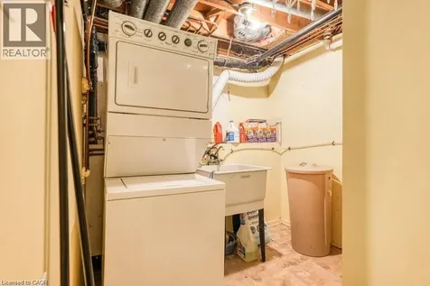 220 Salisbury Avenue Cambridge ON N1S 1K5