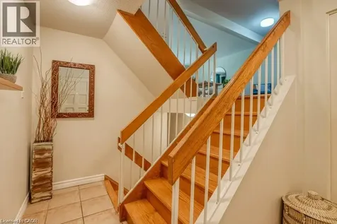 220 Salisbury Avenue Cambridge ON N1S 1K5