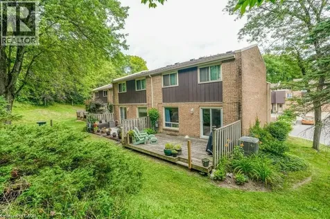 220 Salisbury Avenue Cambridge ON N1S 1K5