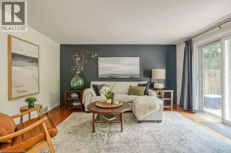 220 Salisbury Avenue Cambridge ON N1S 1K5