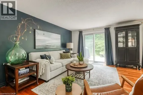 220 Salisbury Avenue Cambridge ON N1S 1K5