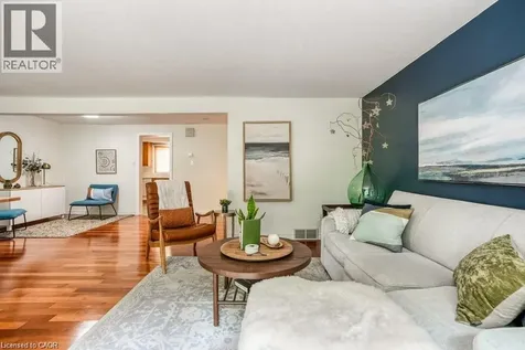 220 Salisbury Avenue Cambridge ON N1S 1K5