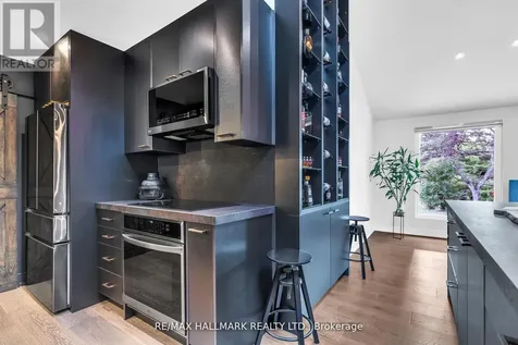 16831 Mccowan Road Whitchurch-stouffville ON L4A 2A4