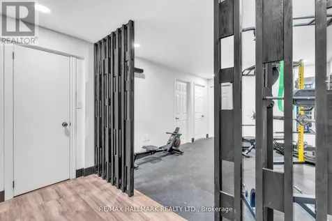16831 Mccowan Road Whitchurch-stouffville ON L4A 2A4