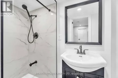 16831 Mccowan Road Whitchurch-stouffville ON L4A 2A4
