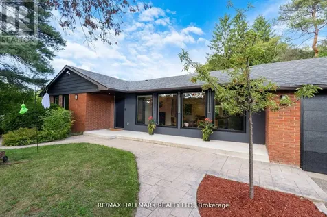 16831 Mccowan Road Whitchurch-stouffville ON L4A 2A4