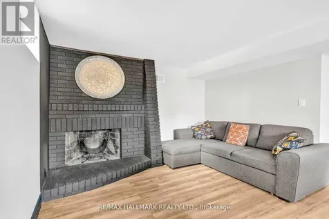 16831 Mccowan Road Whitchurch-stouffville ON L4A 2A4