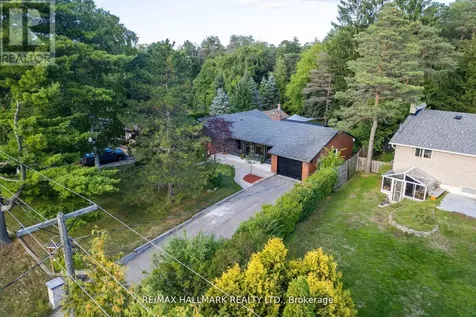16831 Mccowan Road Whitchurch-stouffville ON L4A 2A4