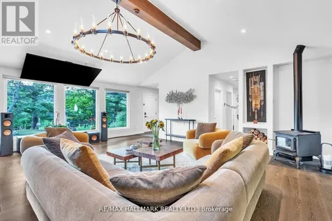16831 Mccowan Road Whitchurch-stouffville ON L4A 2A4