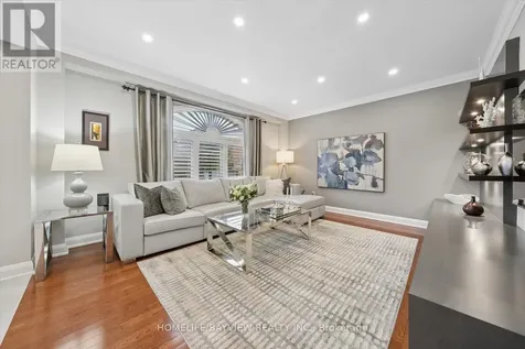 15 Maple Forest Drive Vaughan ON L6A 0B7