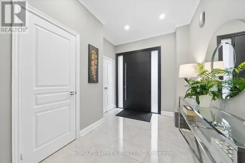 15 Maple Forest Drive Vaughan ON L6A 0B7