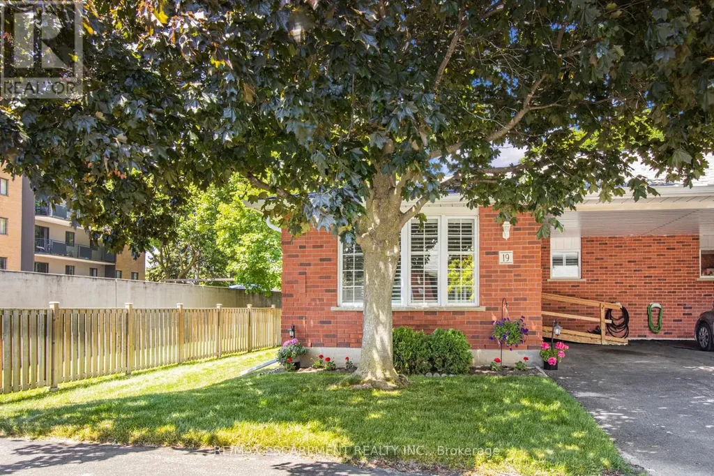 229 Lynden Road Brantford ON N3R 8A7