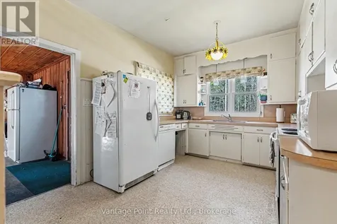 716612 West Back Line Chatsworth ON N0H 1R0