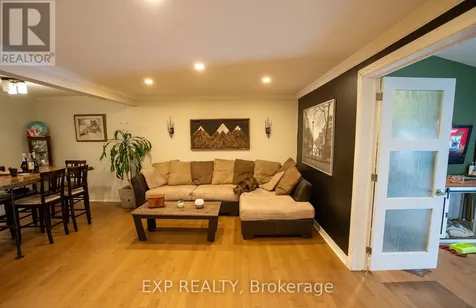 1108 Grenoble Crescent Ottawa ON K1C 2C6