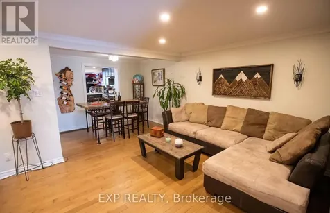 1108 Grenoble Crescent Ottawa ON K1C 2C6