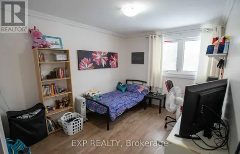 1108 Grenoble Crescent Ottawa ON K1C 2C6