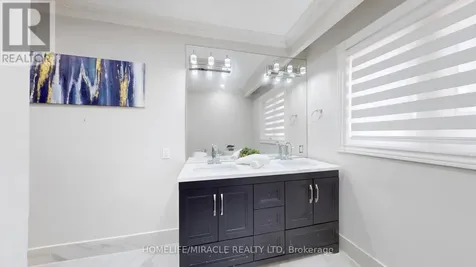 59 Centre Road Uxbridge ON L9P 1B5