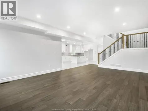 216 Cowan Court Amherstburg ON N9V 0G9