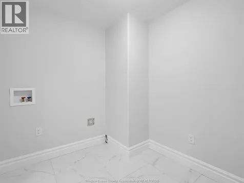 216 Cowan Court Amherstburg ON N9V 0G9