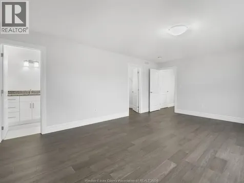 216 Cowan Court Amherstburg ON N9V 0G9